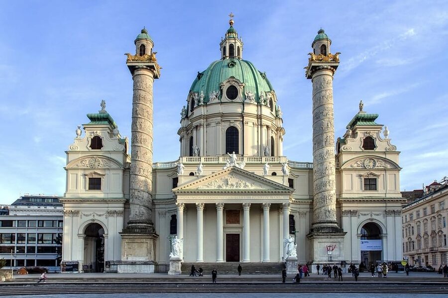 3 hour private tour in Vienna by private car - What the private vehicle adds