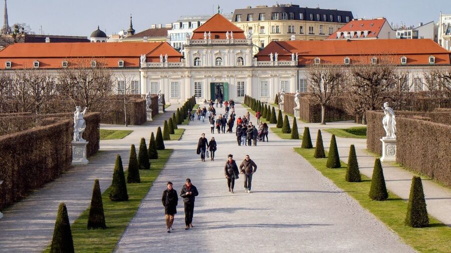 An Introduction to Vienna Walking Tour - Who should book this experience?