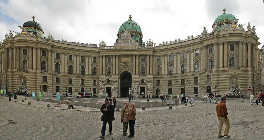 An Introduction to Vienna Walking Tour - Maria-Theresien-Platz and Vienna’s museum quarter