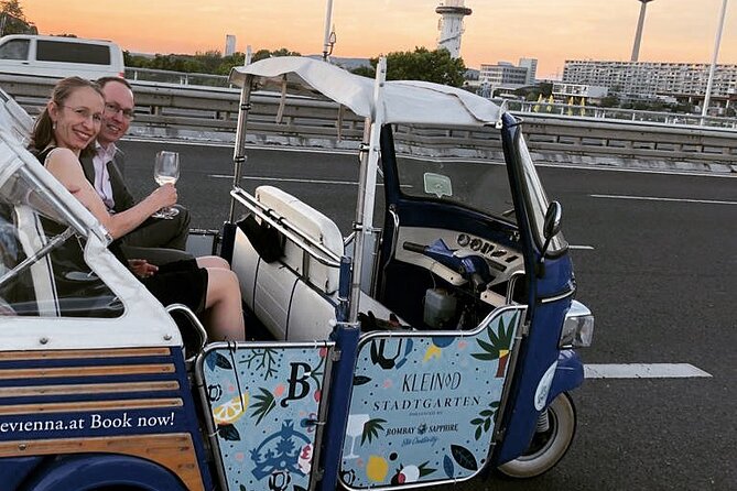 Best of Vienna Tour in TUK TUK! - Timing is the main practical concern