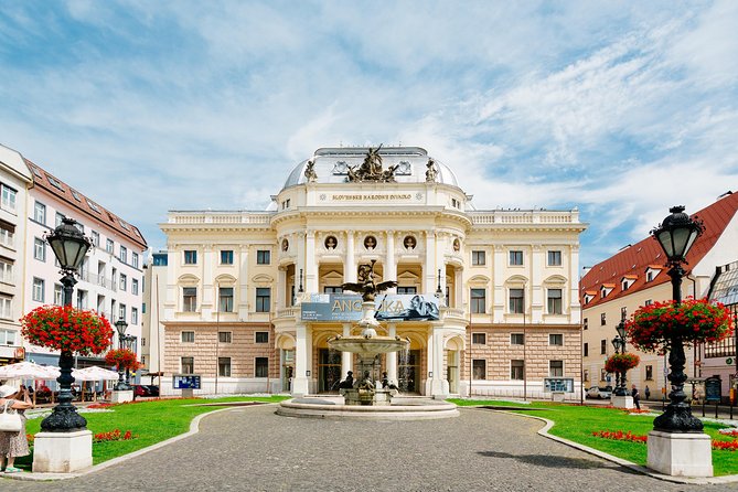 Bratislava Day Trip from Vienna With Catamaran Cruise on Danube - Meeting Bratislava on foot