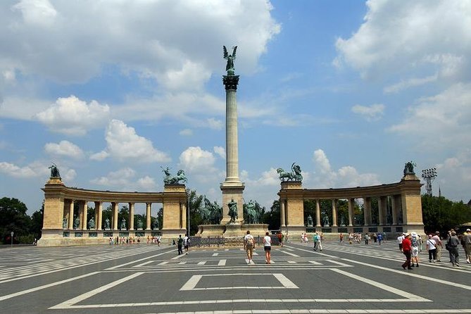 Budapest Private Day Trip from Vienna - The driver and guide make the difference