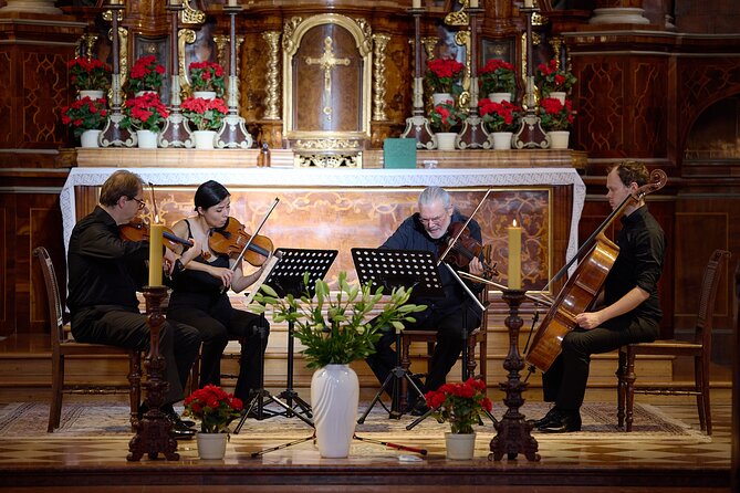Christmas Concerts in Capuchin Church - The hard benches and the church temperature