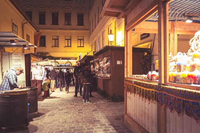 Christmas Market Vienna Tour - What this Vienna Christmas market walk is really like