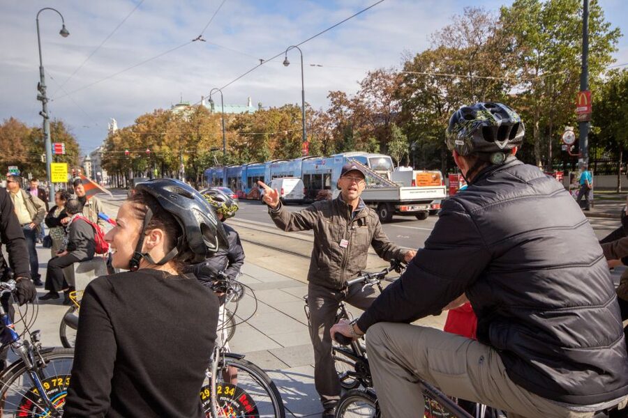 Classic Vienna: 3-Hour Guided Bike Tour - Hundertwasserhaus and the city’s playful architecture