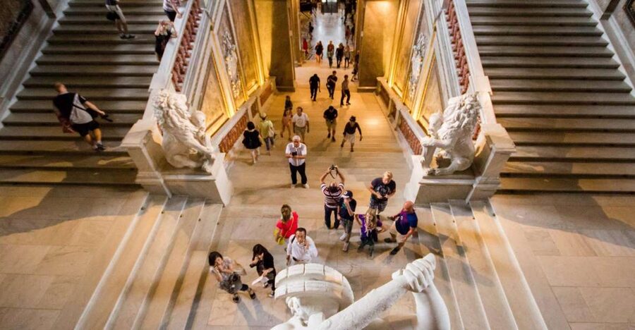 Combo Ticket: Kunsthistorisches Museum & Imperial Treasury - The Kunstkammer adds objects made for princes