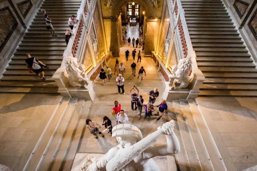 Combo Ticket: Kunsthistorisches Museum & Imperial Treasury - Start at the Kunsthistorisches Museum on Maria-Theresien-Platz