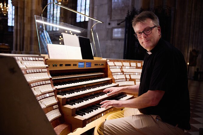 Concert at Vienna's St. Stephen's Cathedral - Seating matters more than the low price