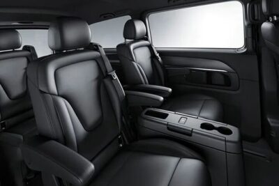 Departure by Private Minivan from Vienna to Vienna Airport VIE