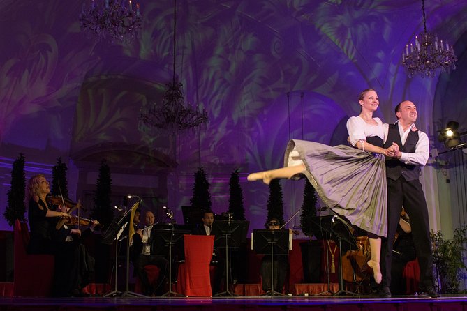 Exclusive Evening at Schönbrunn Palace: After-Hours Audiotour, Dinner, Concert - Should you book the Schönbrunn evening package?