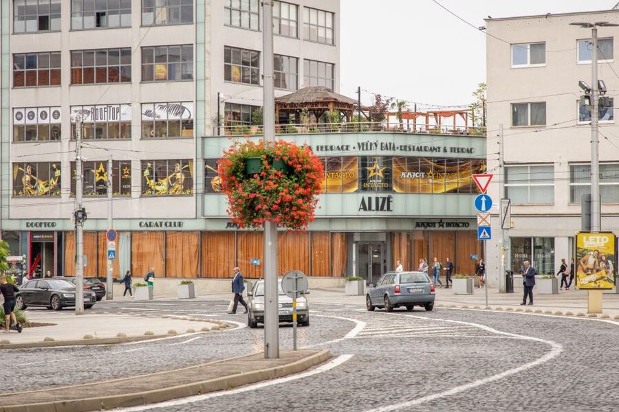From Vienna: Bratislava Day Trip - What the $123 price includes