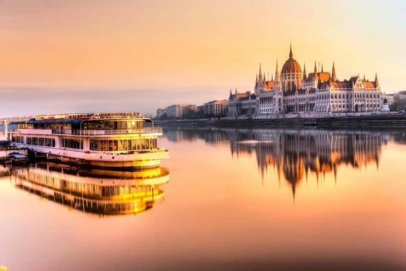 From Vienna: Budapest Group Day Trip - Who should book this experience