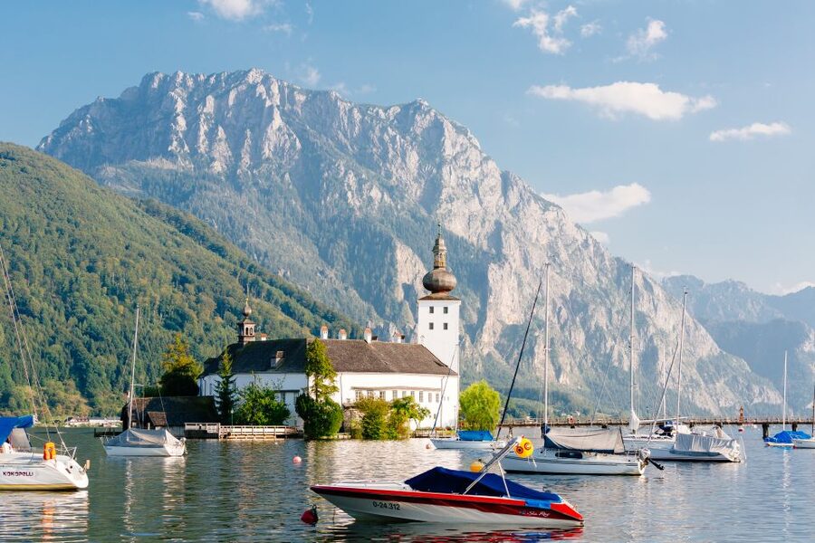 From Vienna: Full Day Trip to Hallstatt and Salzkammergut - Starting at the Vienna State Opera