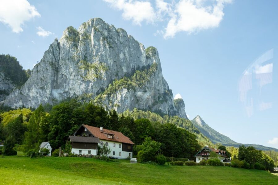 From Vienna: Guided Day Trip to Salzburg - Key points at a glance
