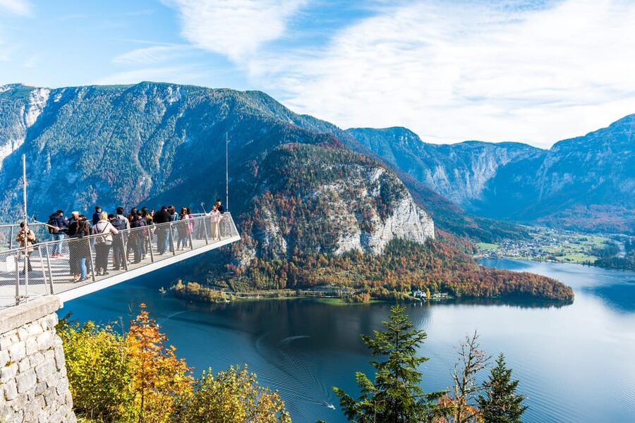 From Vienna: private day trip to Hallstatt and Salzburg - Weather, comfort, and the long return