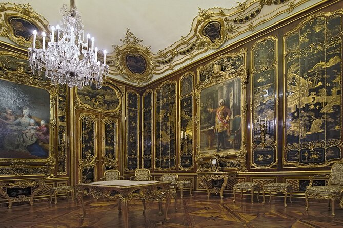 Hofburg Palace, Sisi Museum Vienna Skip-the-Line Guided Tour - Guide quality and the importance of communication