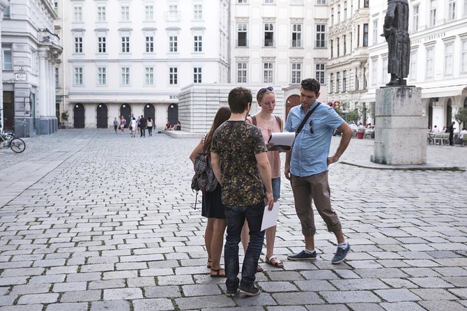 Mystery rally Vienna: The secrets of the old town - Starting at Stephansplatz
