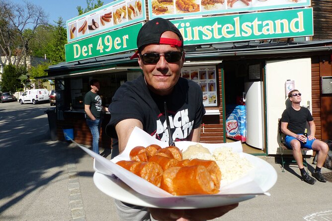 NEW: Hotrod Vienna Sausage Tour - Meeting at Judengasse 4 and getting ready
