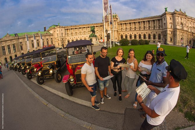 ( Night Tour ) With Private Guide + wine or prosecco - Pickup, Meeting Point, and Timing