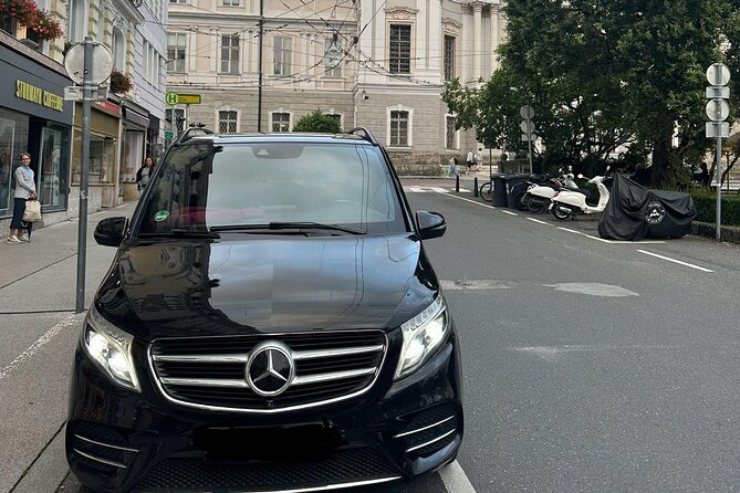 Prague Full-Day Guided Tour From Vienna - The guide matters more than the schedule