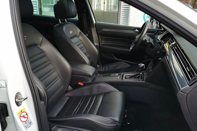 Private Airport and City Transfer in Panoramic Roof Station Wagon - Key points at a glance
