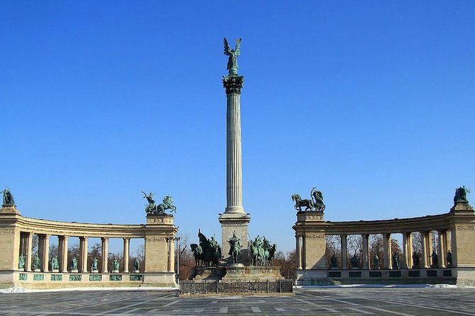 Private Budapest Day Trip from Vienna - Walking the Széchenyi Chain Bridge