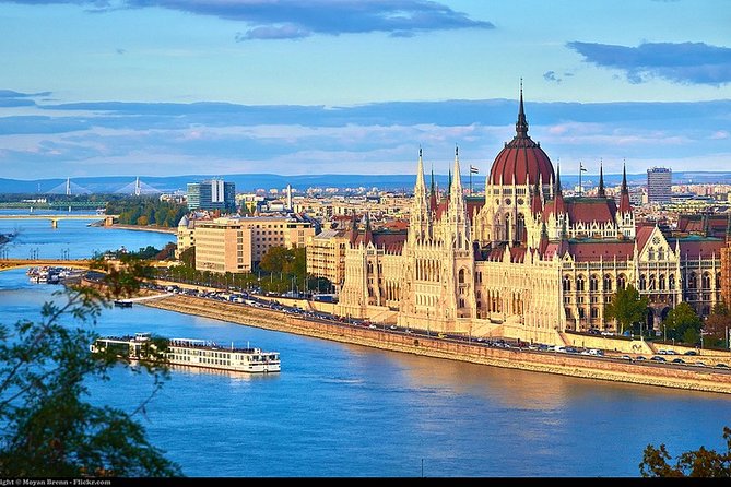 Private day tour to Budapest from Vienna - Buda Castle starts the guided walking tour