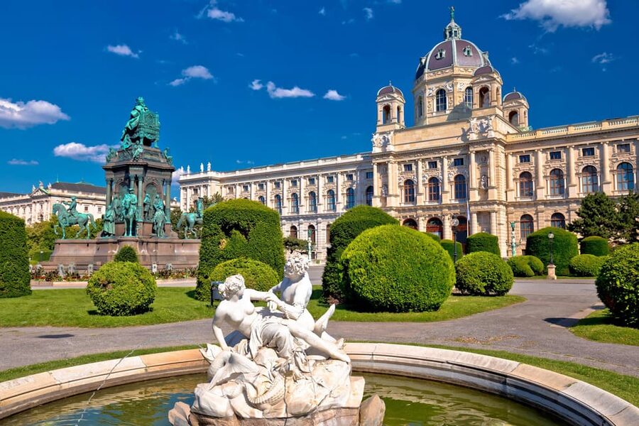 Private day trip from Budapest to Vienna and back - What Five Hours in Vienna Really Gives You