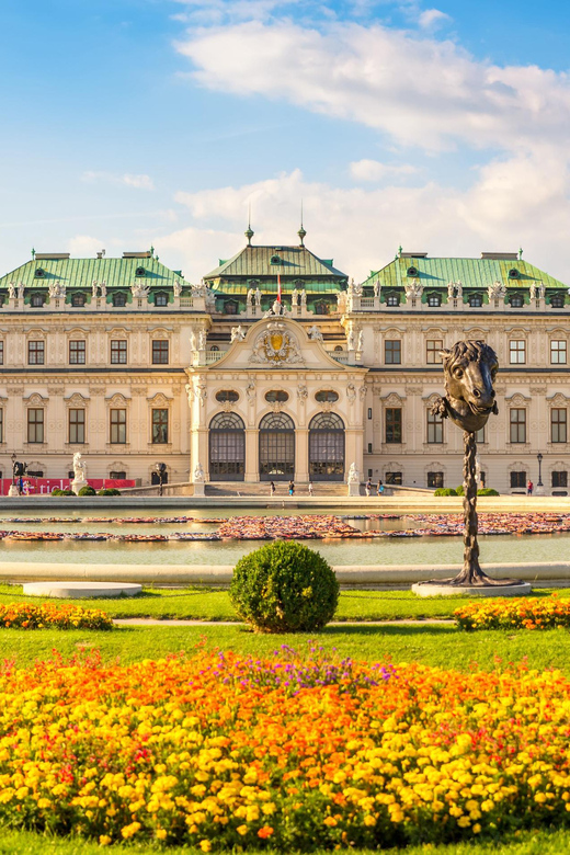 Private day trip from Budapest to Vienna and back - A Private Car Changes the Day