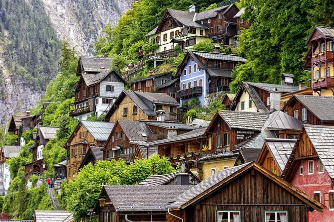 Private guided tour from Vienna to Hallstatt with Skywalk & Salt Mine Experience - Riding up to the Hallstatt Skywalk