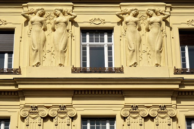 Private Klimt & Vienna Art Walk — From Baroque to Secession - From gilded romance to rebellious Art Nouveau