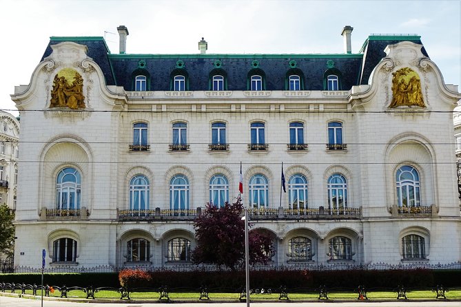 Private Klimt & Vienna Art Walk — From Baroque to Secession - Karlskirche, Karlsplatz, and the year 1900