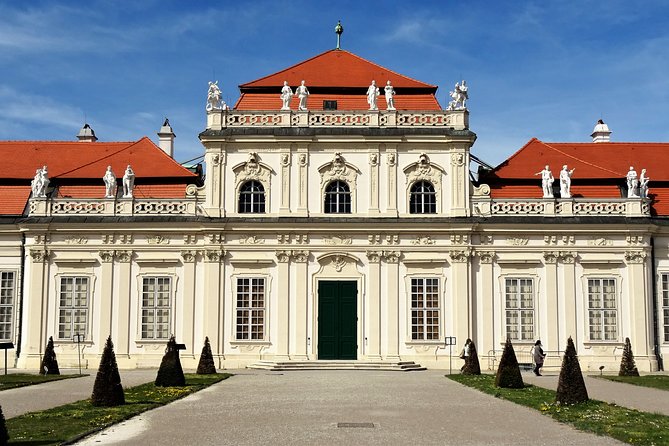Private Klimt & Vienna Art Walk — From Baroque to Secession - Naschmarkt and the final stretch