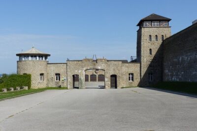Private Memorial Tour from Vienna to Mauthausen & Eagle’s Nest