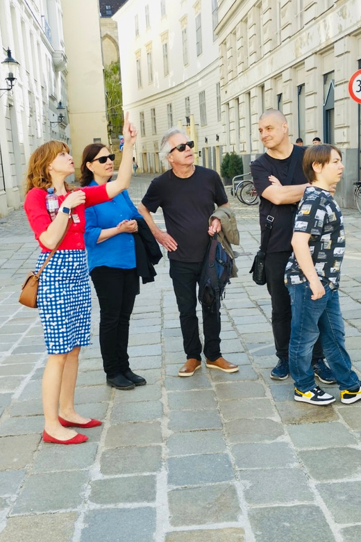 Private Spooky Vienna Tour - Ending at Stephansplatz