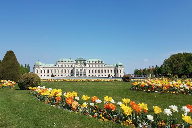 Private Themed Tour of the Belvedere with an Art Historian: "The Kiss" by Gustav Klimt: how it became the Symbol of the Viennese Art - Seeing more Klimt at the Belvedere