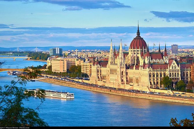 Private tour of Budapest with transfer from Vienna, Local Guide - Castle Hill gives you the best opening view
