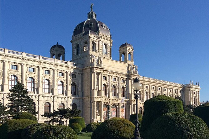 Private Tour of the Kunsthistorisches Museum: Secrets of Masterpieces | Tickets included - A private format that follows your interests