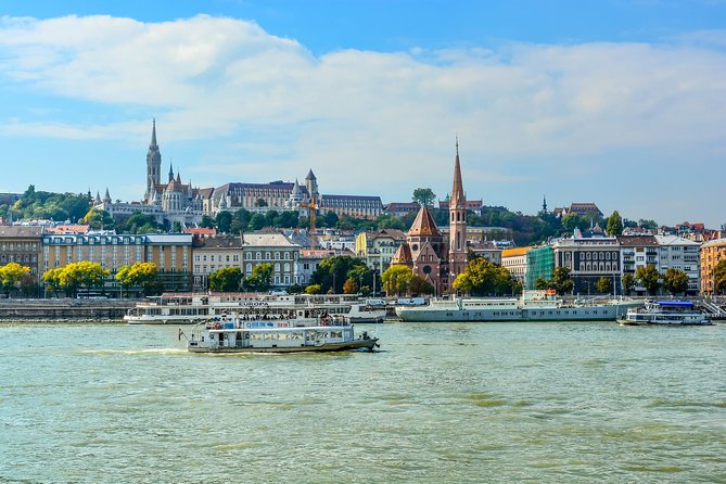 Private Transfer from Vienna to Budapest with 2 hours for sightseeing - A practical way to cross from Vienna to Budapest