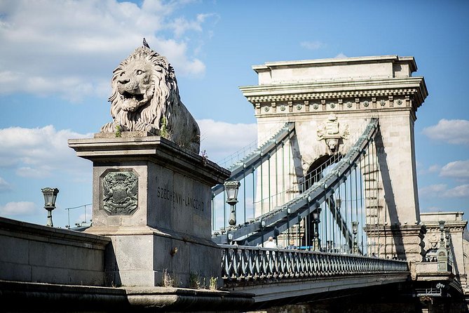 Private transfer from Vienna to Budapest with Bratislava visit - The ride onward to Budapest