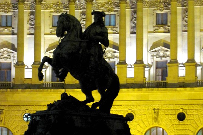 Private Vienna Evening Walk — Orientation for Your First Night - Vienna’s promenades show the city’s polished side