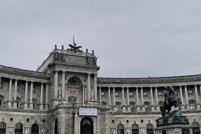 Private Vienna Walking Tour - The Vienna State Opera and the grand route west
