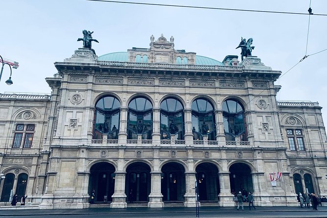 Private World War II Walking Tour in Vienna - How the price works for a group