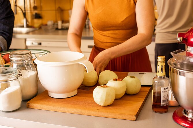 Schnitzel and Strudel: Shared Cooking Class - Key points at a glance
