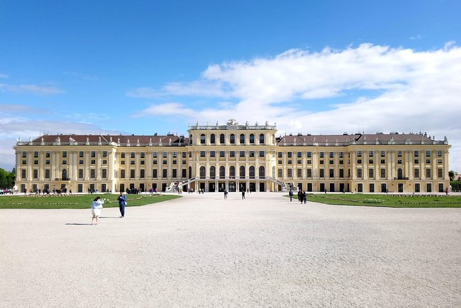 Schönbrunn Palace and Gardens Tour - The rooms that make the visit memorable
