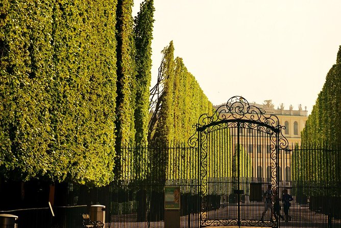 Schönbrunn Palace and Gardens Tour - Who should book this Schönbrunn tour?