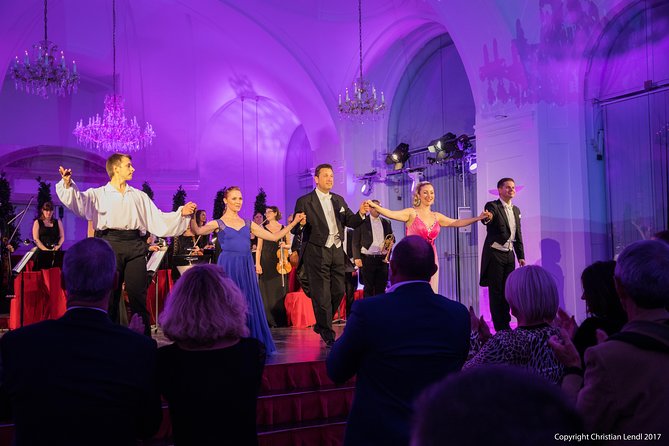 Schönbrunn Palace Concerts in Vienna - Mozart, Strauss, singers, and the musical style