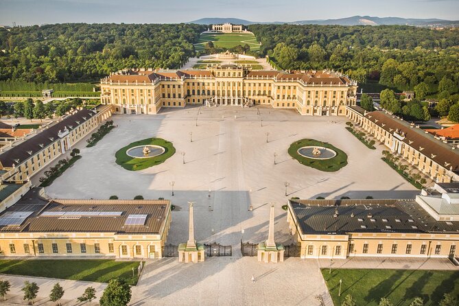 Schönbrunn Palace Vienna Ticket with 2-course lunch - What you eat: schnitzel, strudel, and vegetarian planning