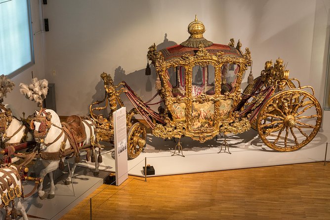 Skip the Line:Imperial Carriage Museum by Schönbrunn Kaiserliche Wagenburg Wien - Look closely at Sisi’s personal objects