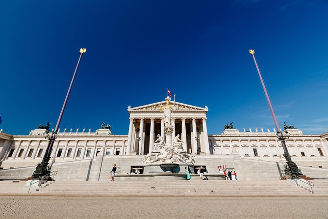 Skip-the-Line Schonbrunn Palace Guided Tour and Vienna Historical City Tour - The gardens, cafe, and the 40-minute choice